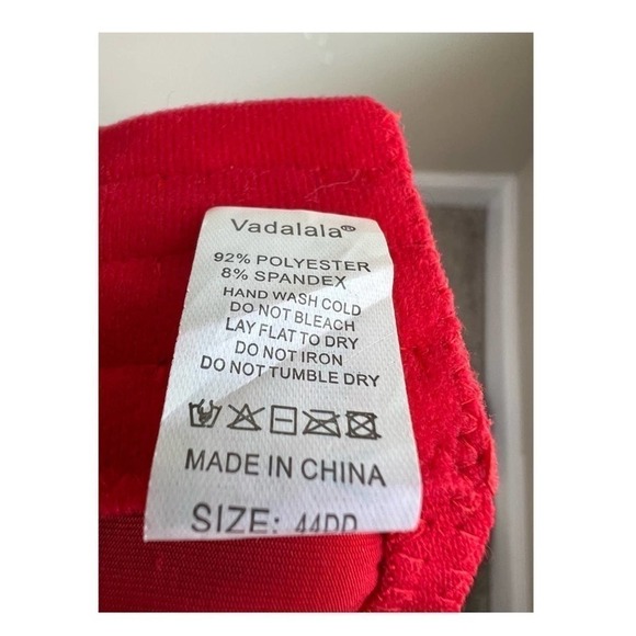 Vadalala red bra      44D - Picture 4 of 5